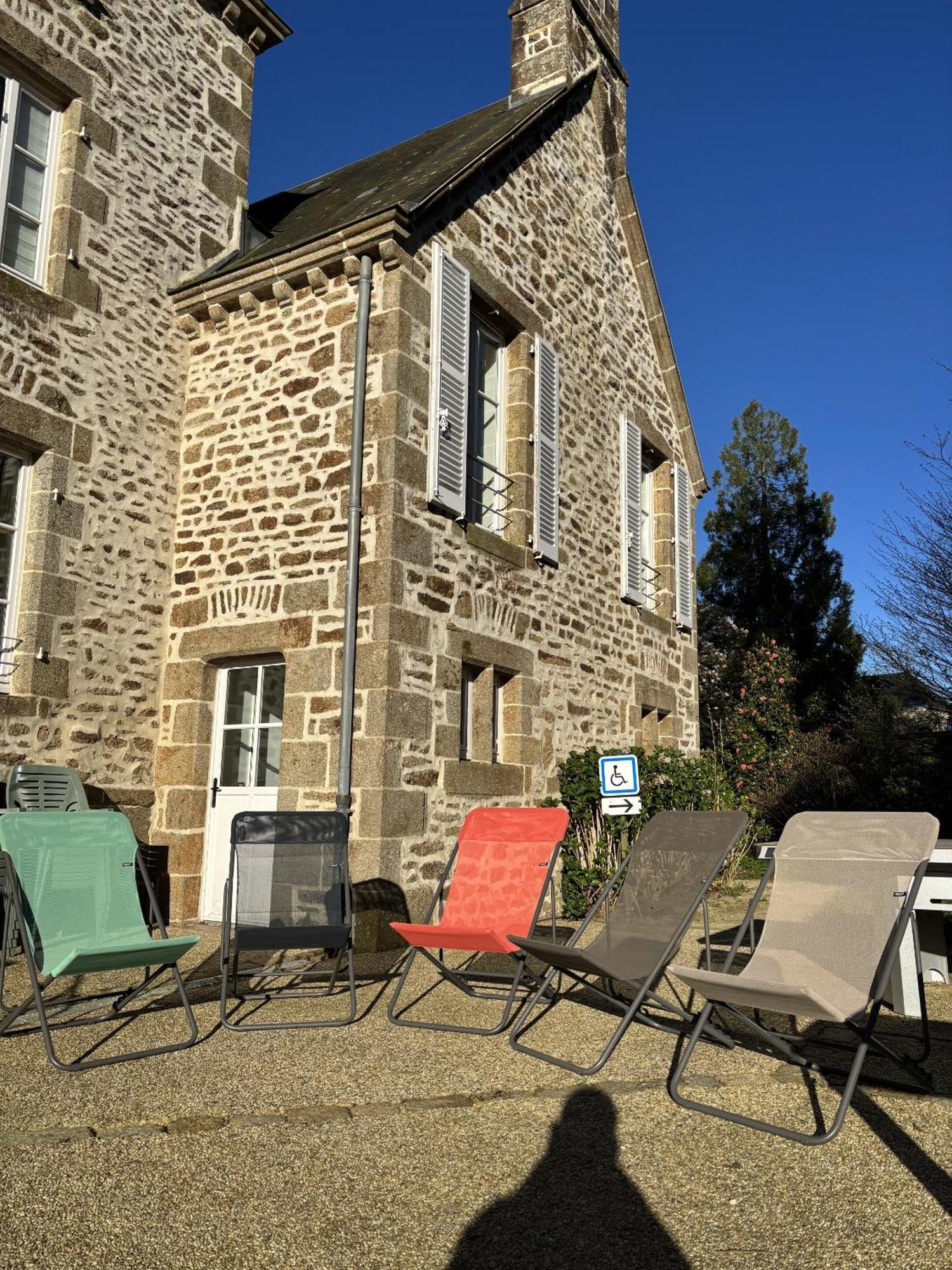 Chateau Du Bourg Saint-Denis-de-Gastines Exterior foto